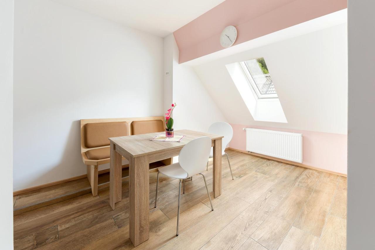 Apartmaji Rupnik Бохиньска-Быстрица Экстерьер фото