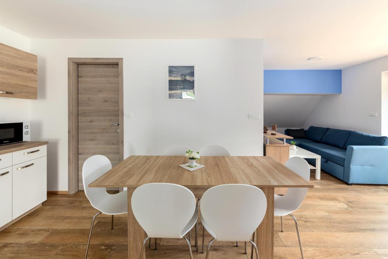 Apartmaji Rupnik Бохиньска-Быстрица Экстерьер фото
